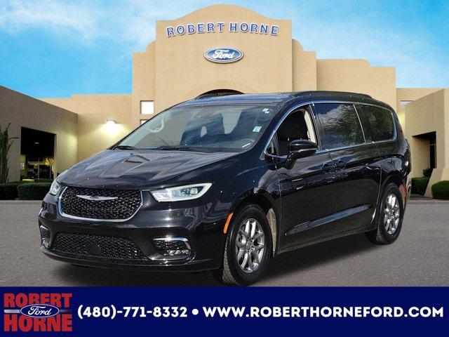 used 2021 Chrysler Pacifica car, priced at $24,990