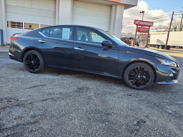 used 2022 Nissan Altima car, priced at $19,086