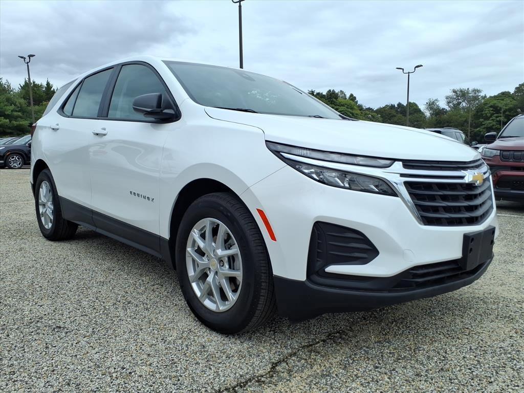 used 2022 Chevrolet Equinox car, priced at $23,844