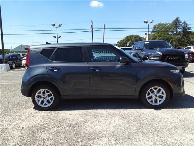 used 2022 Kia Soul car, priced at $17,000