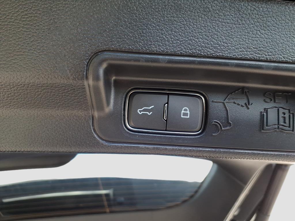 used 2022 Ford Explorer car, priced at $33,946