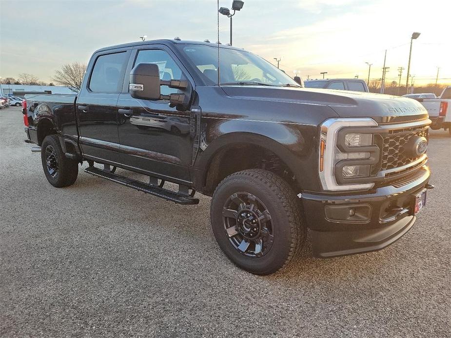 new 2024 Ford F-250 car, priced at $60,593