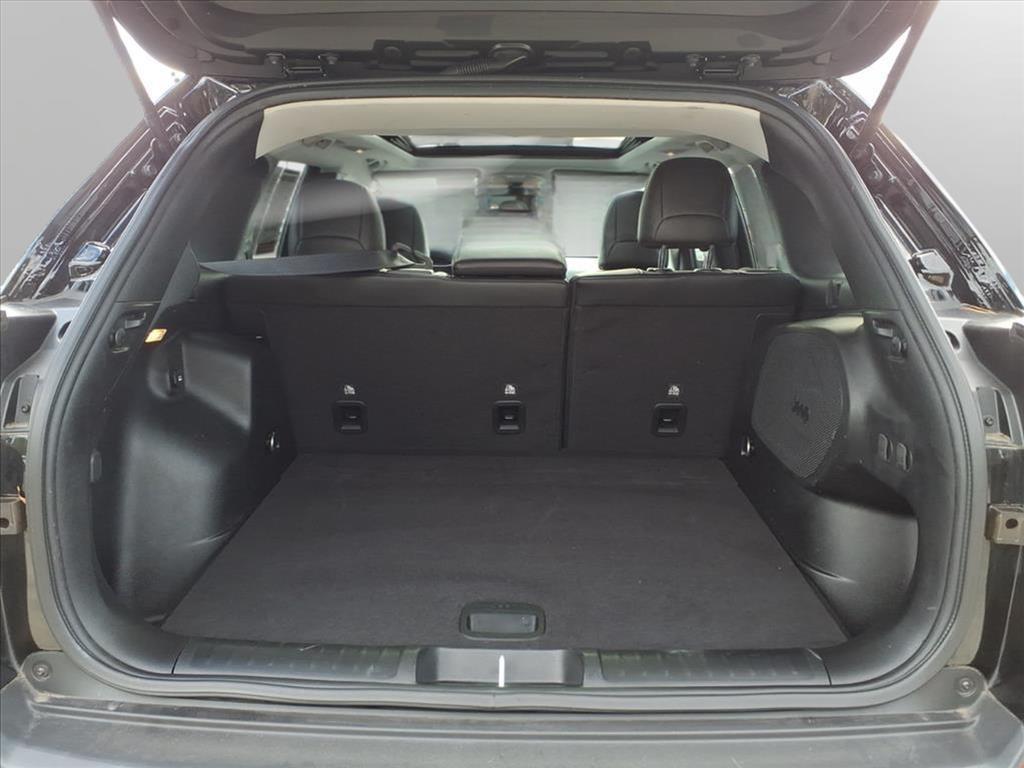 used 2022 Jeep Cherokee car, priced at $25,800