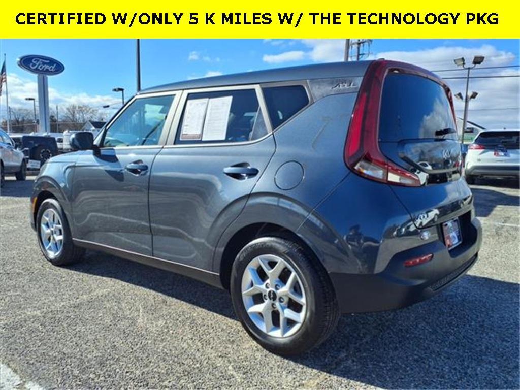 used 2022 Kia Soul car, priced at $18,700