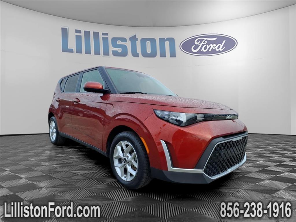 used 2023 Kia Soul car, priced at $16,994