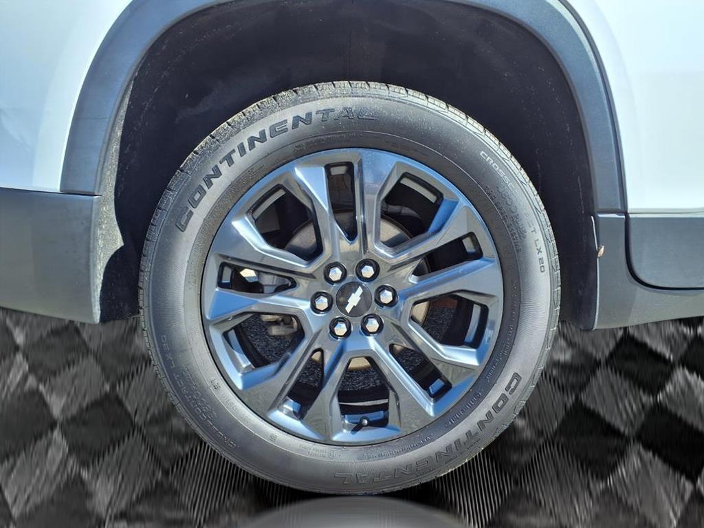 used 2020 Chevrolet Traverse car, priced at $26,883