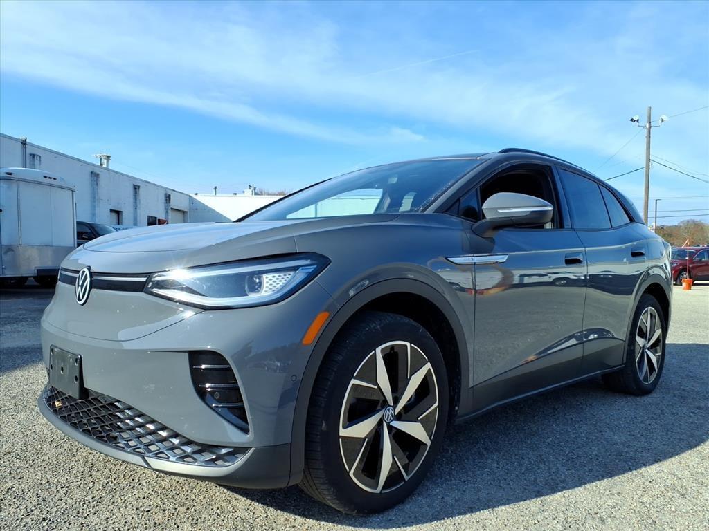 used 2023 Volkswagen ID.4 car, priced at $20,400