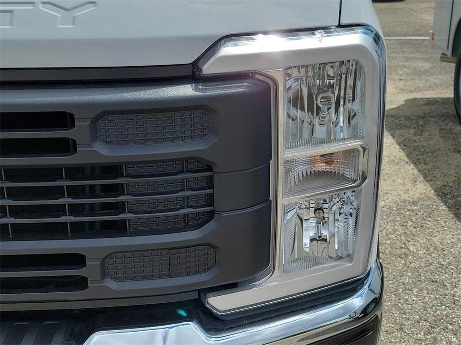 new 2023 Ford F-250 car, priced at $60,406