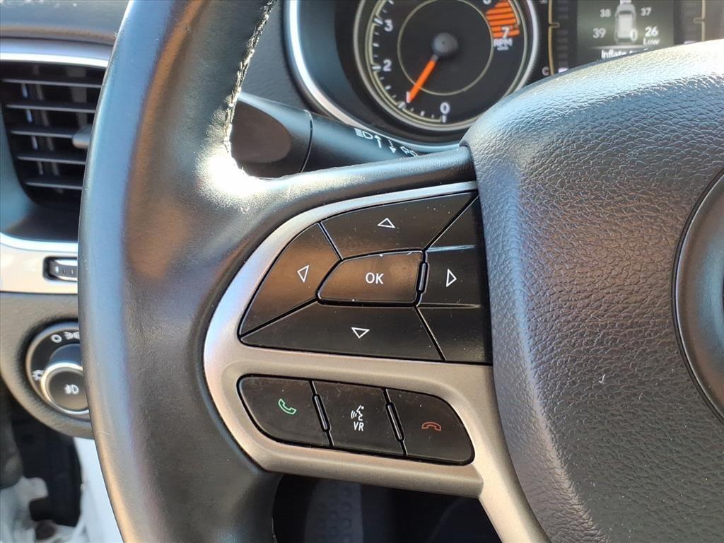 used 2019 Jeep Cherokee car, priced at $12,749