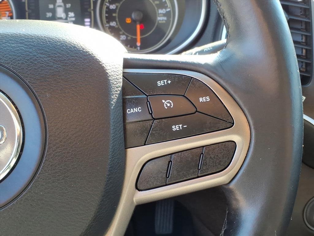 used 2019 Jeep Cherokee car, priced at $12,749