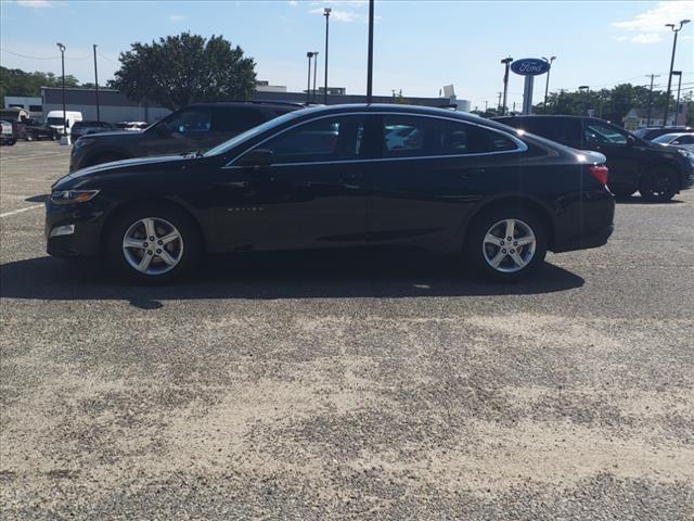 used 2023 Chevrolet Malibu car, priced at $20,369