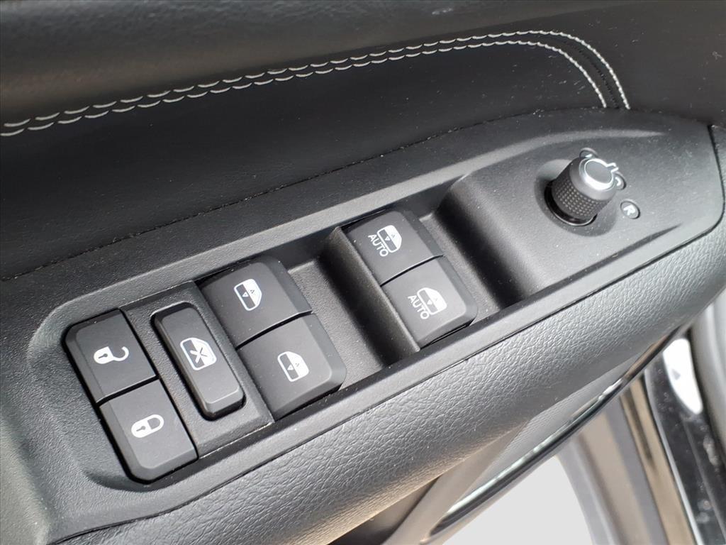 used 2022 Jeep Compass car, priced at $25,400