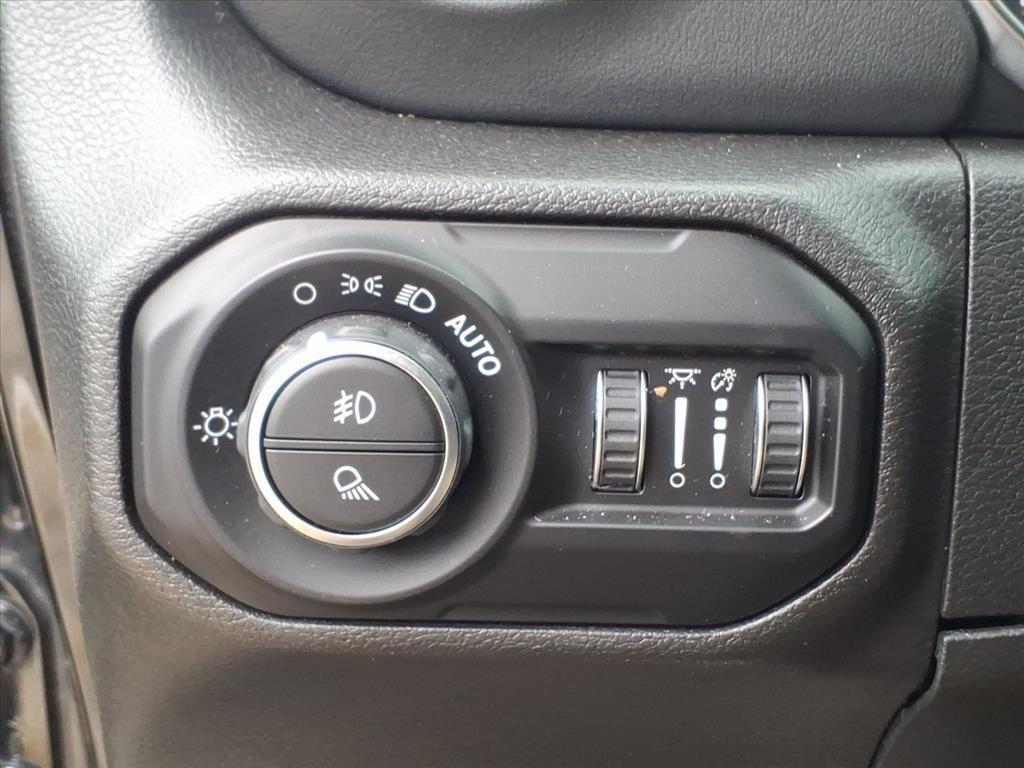 used 2021 Jeep Gladiator car, priced at $33,565