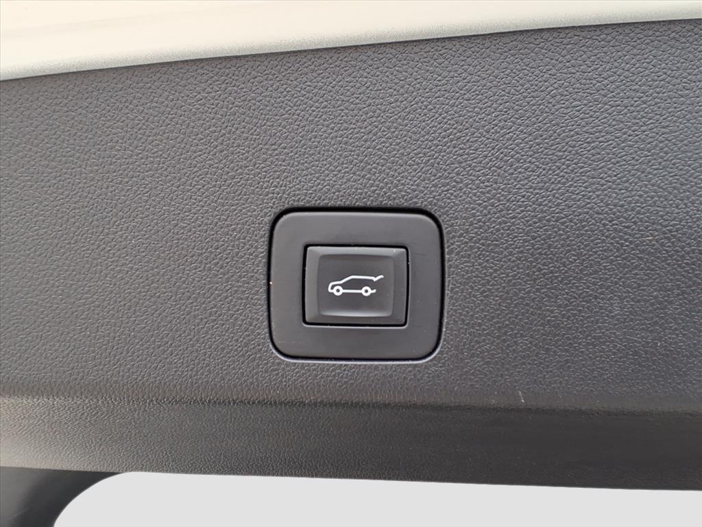 used 2023 Buick Encore GX car, priced at $21,400