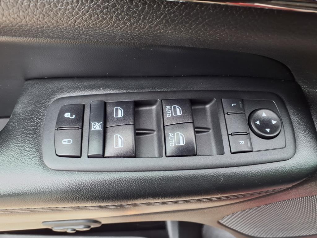 used 2020 Jeep Grand Cherokee car, priced at $28,500