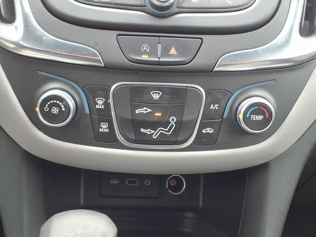 used 2022 Chevrolet Equinox car, priced at $19,494