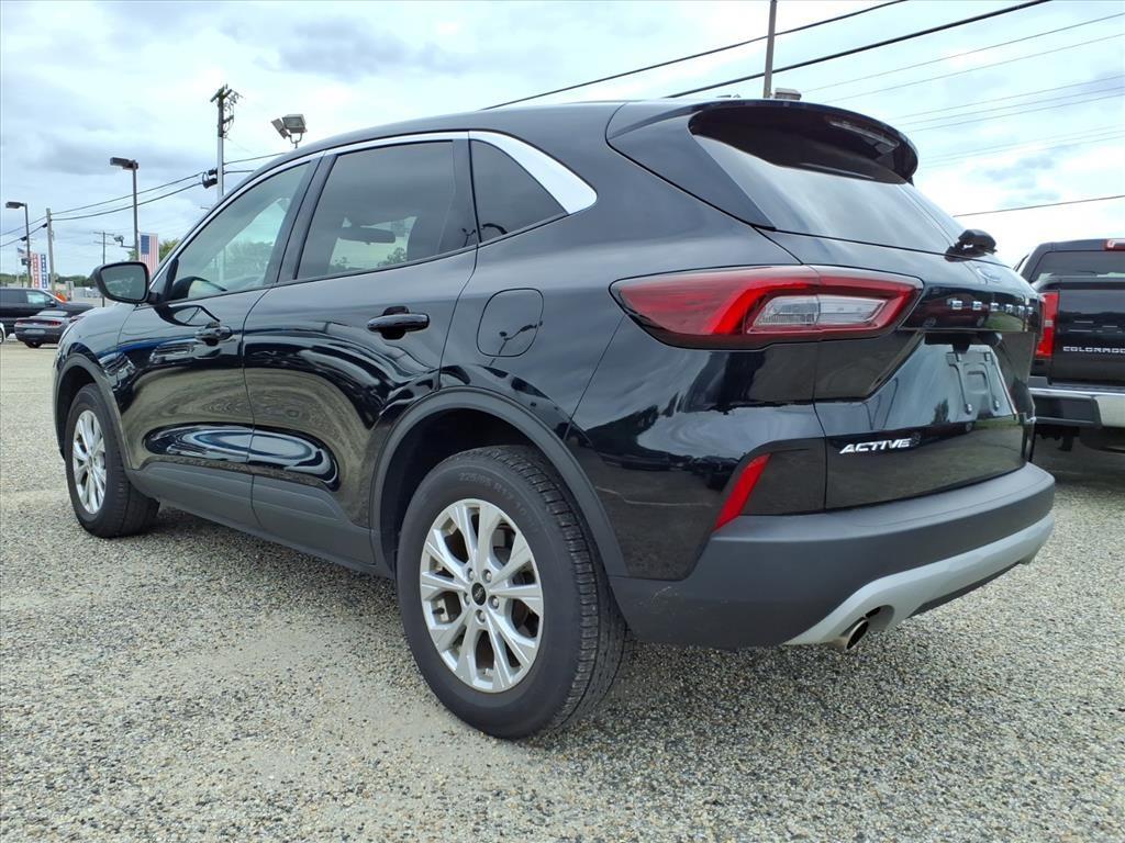 used 2024 Ford Escape car, priced at $22,000