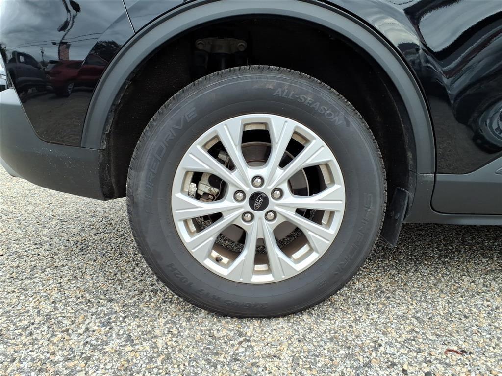 used 2024 Ford Escape car, priced at $22,000