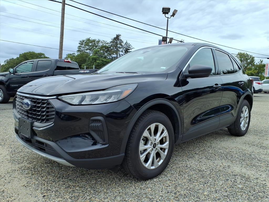 used 2024 Ford Escape car, priced at $22,000
