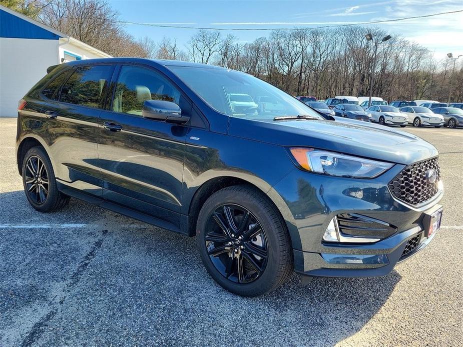new 2024 Ford Edge car, priced at $45,079