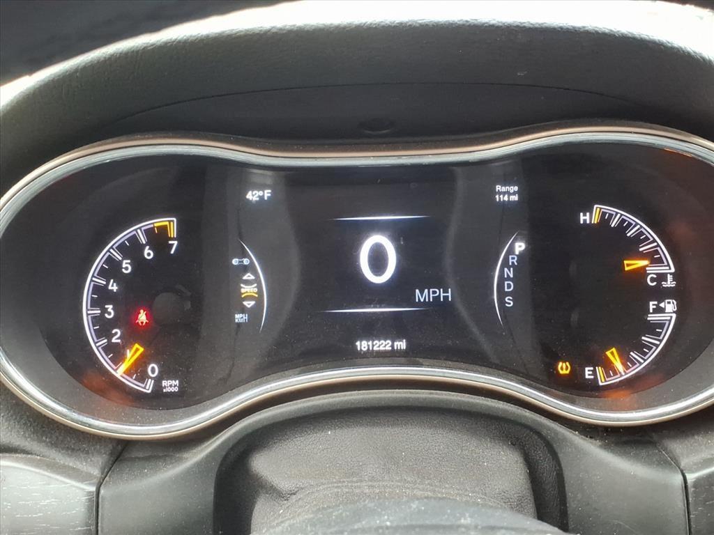 used 2015 Jeep Grand Cherokee car, priced at $9,000