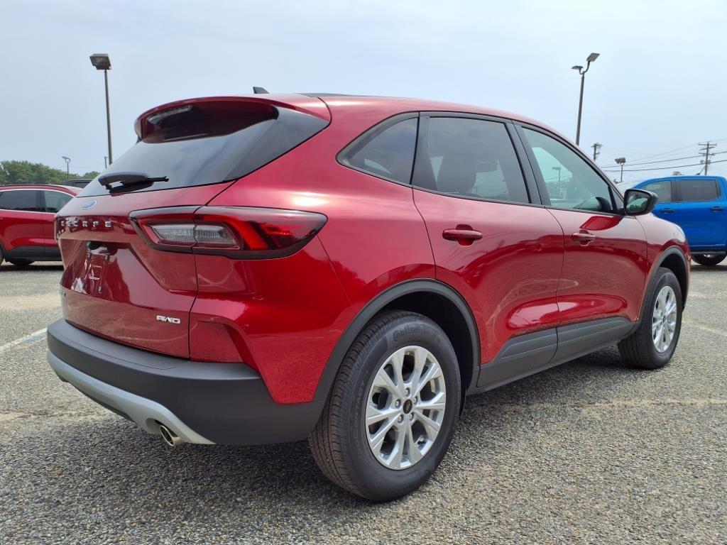 used 2025 Ford Escape car, priced at $29,444