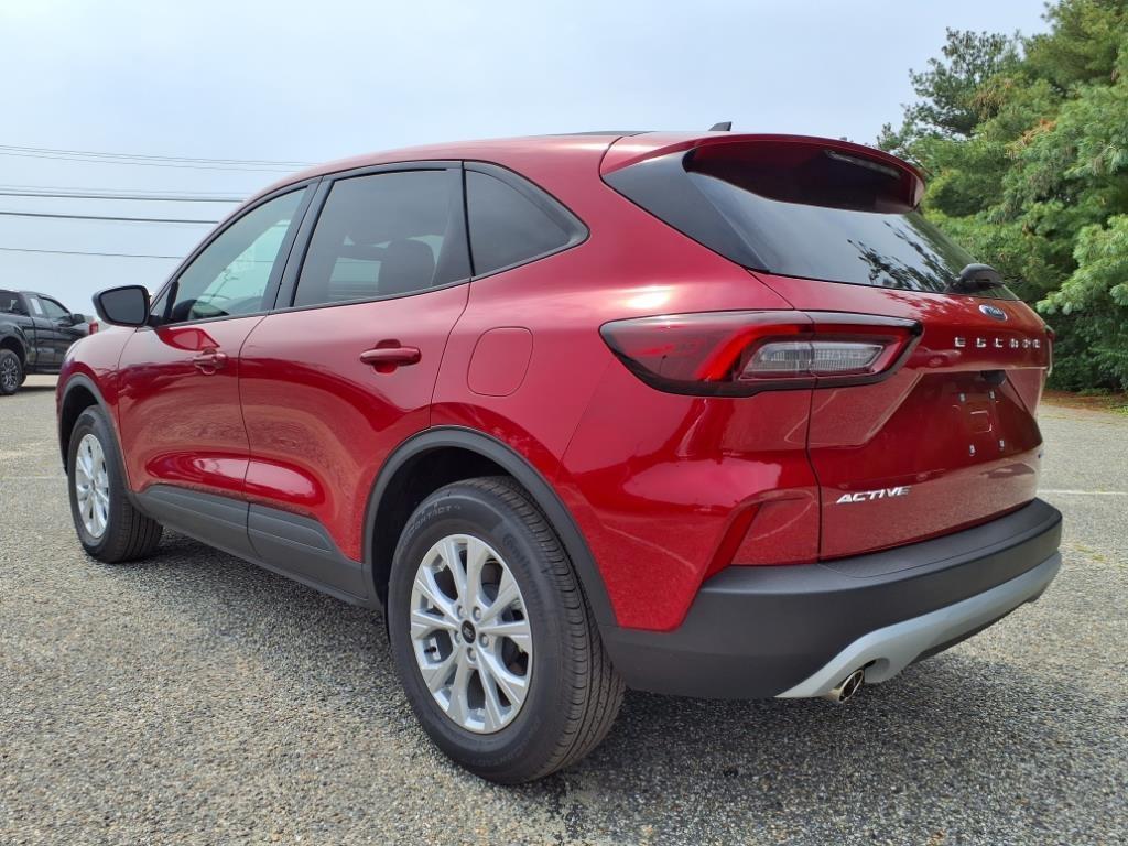 used 2025 Ford Escape car, priced at $29,444