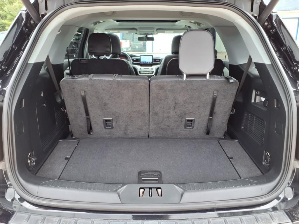 used 2022 Ford Explorer car, priced at $31,000