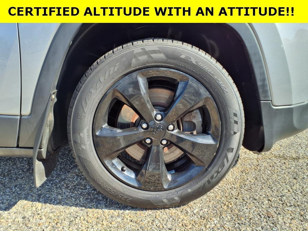 used 2017 Jeep Cherokee car, priced at $12,388