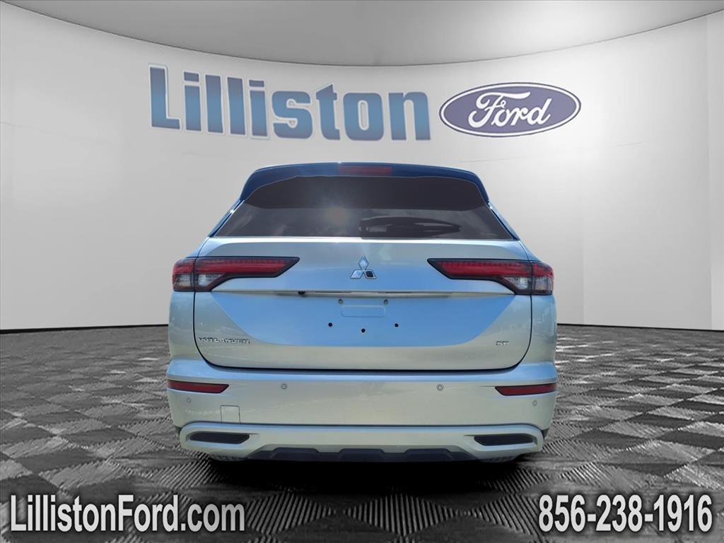 used 2024 Mitsubishi Outlander car, priced at $25,800