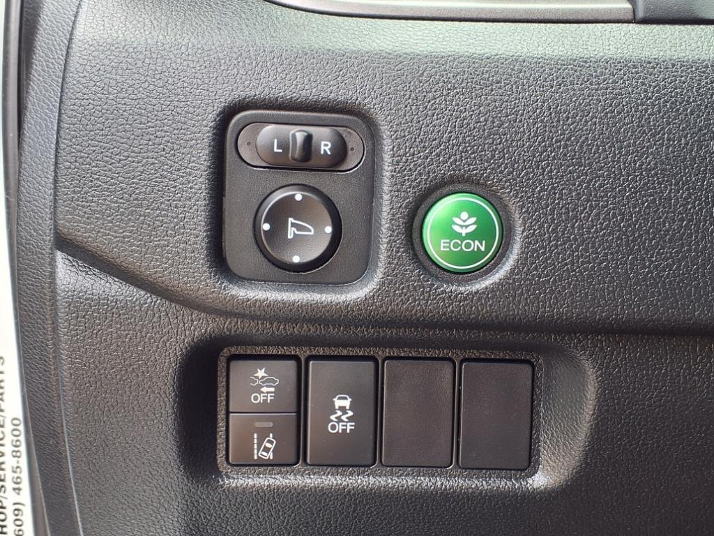 used 2021 Honda Pilot car, priced at $27,900