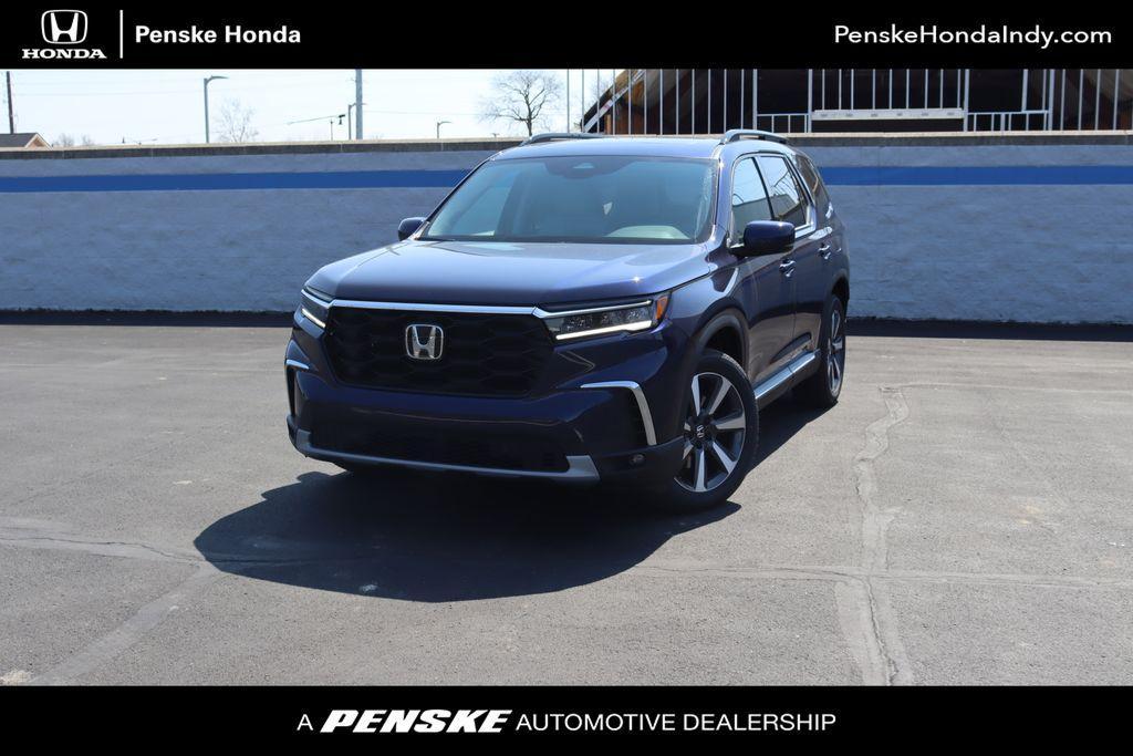 new 2025 Honda Pilot car, priced at $48,995