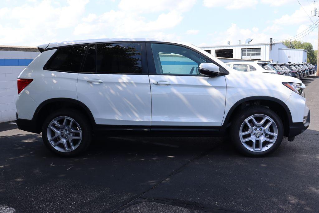 new 2025 Honda Passport car, priced at $41,748