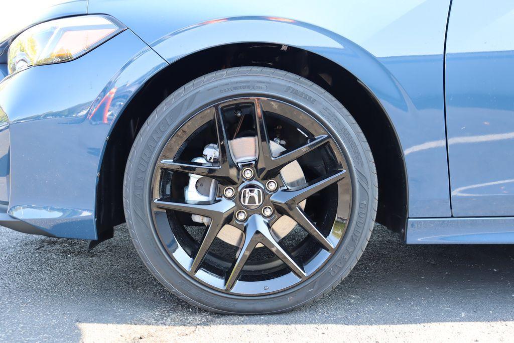 new 2025 Honda Civic Hybrid car, priced at $29,555