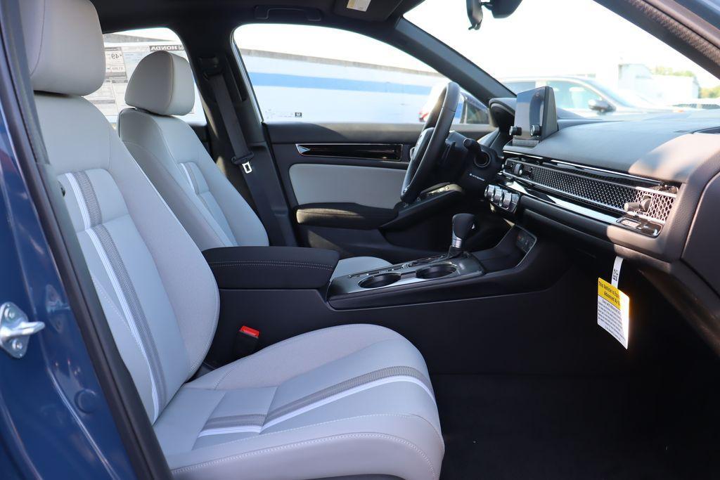 new 2025 Honda Civic Hybrid car, priced at $29,555
