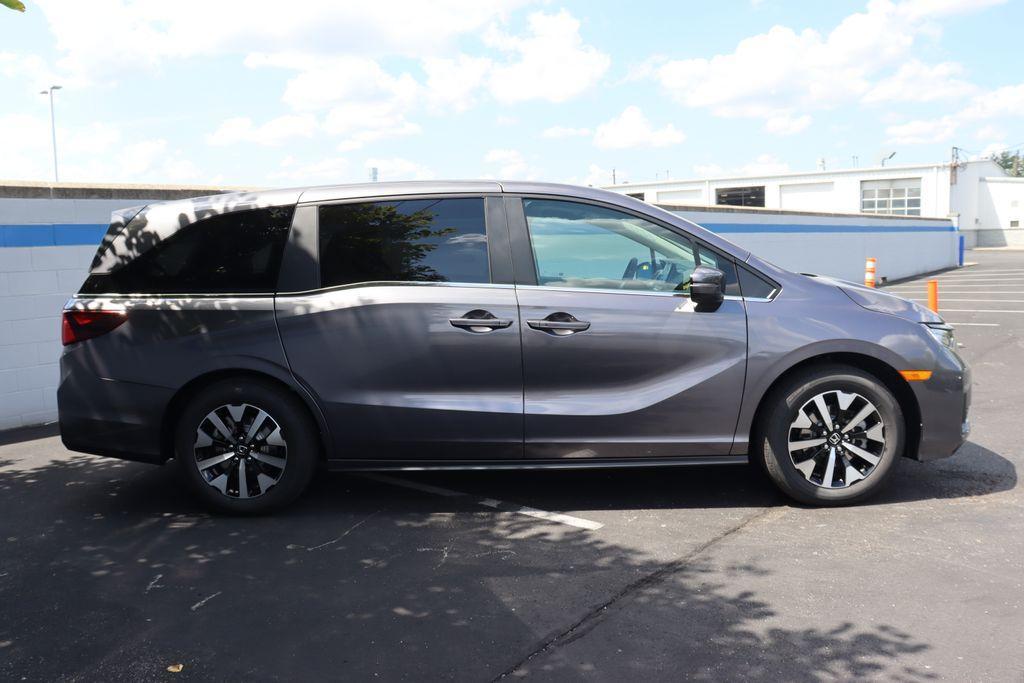 new 2025 Honda Odyssey car, priced at $42,170