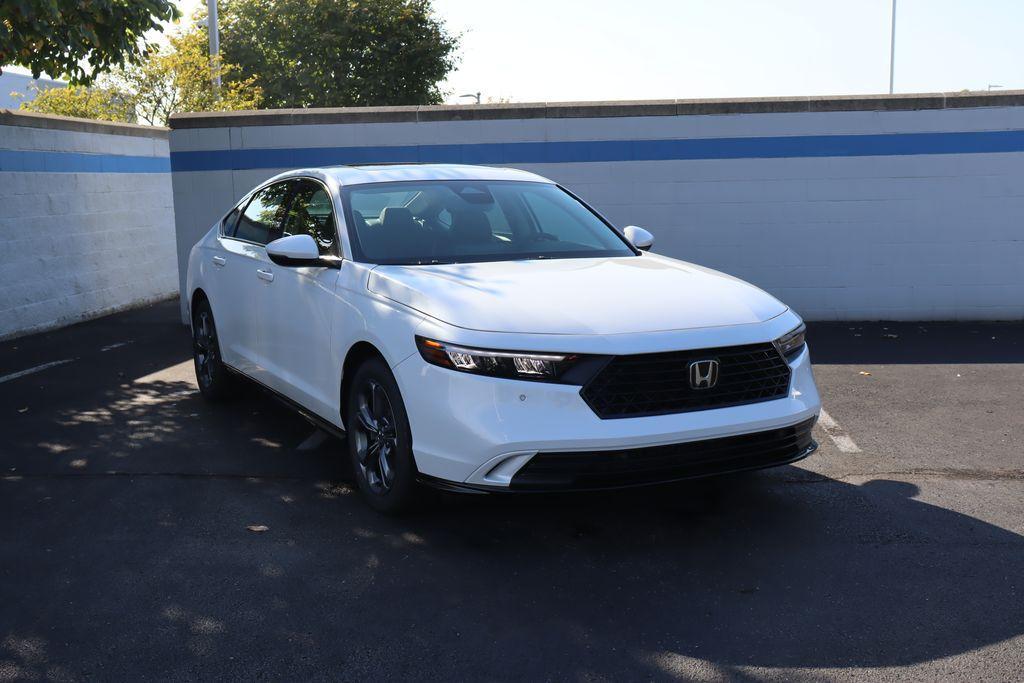 new 2025 Honda Accord Hybrid car, priced at $35,490