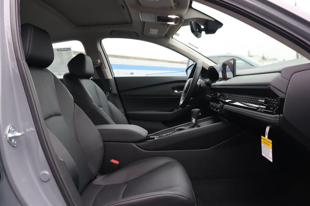 new 2025 Honda Accord Hybrid car, priced at $38,197