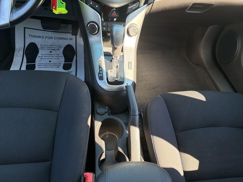 used 2014 Chevrolet Cruze car, priced at $5,994