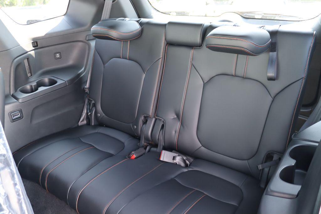 new 2025 Honda Pilot car, priced at $48,588