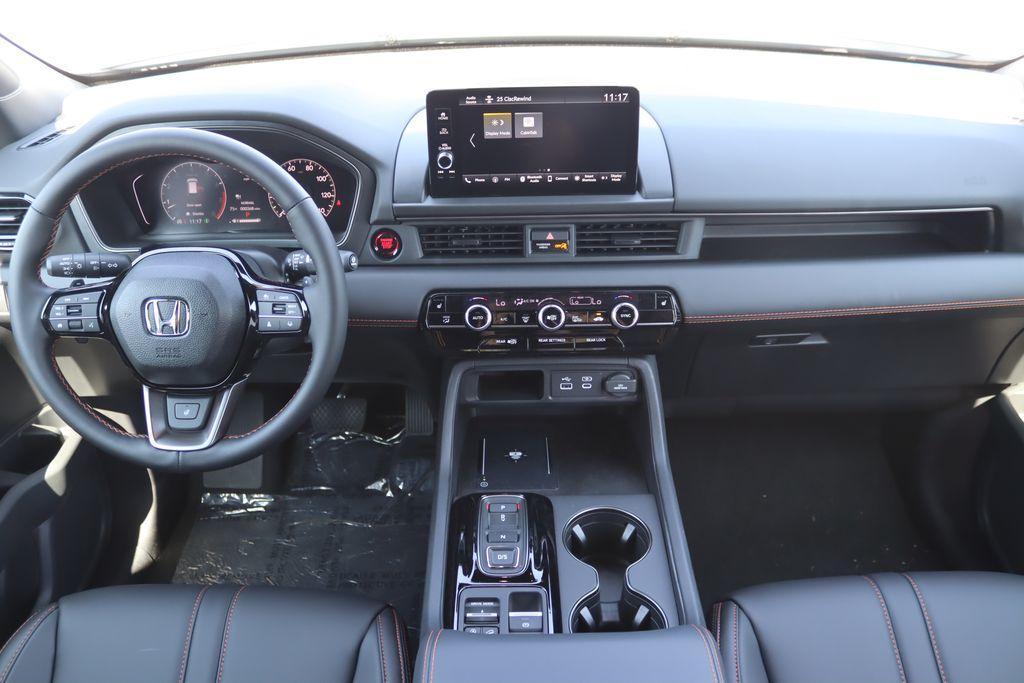 new 2025 Honda Pilot car, priced at $48,588