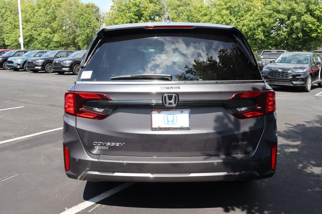 new 2025 Honda Odyssey car, priced at $50,140