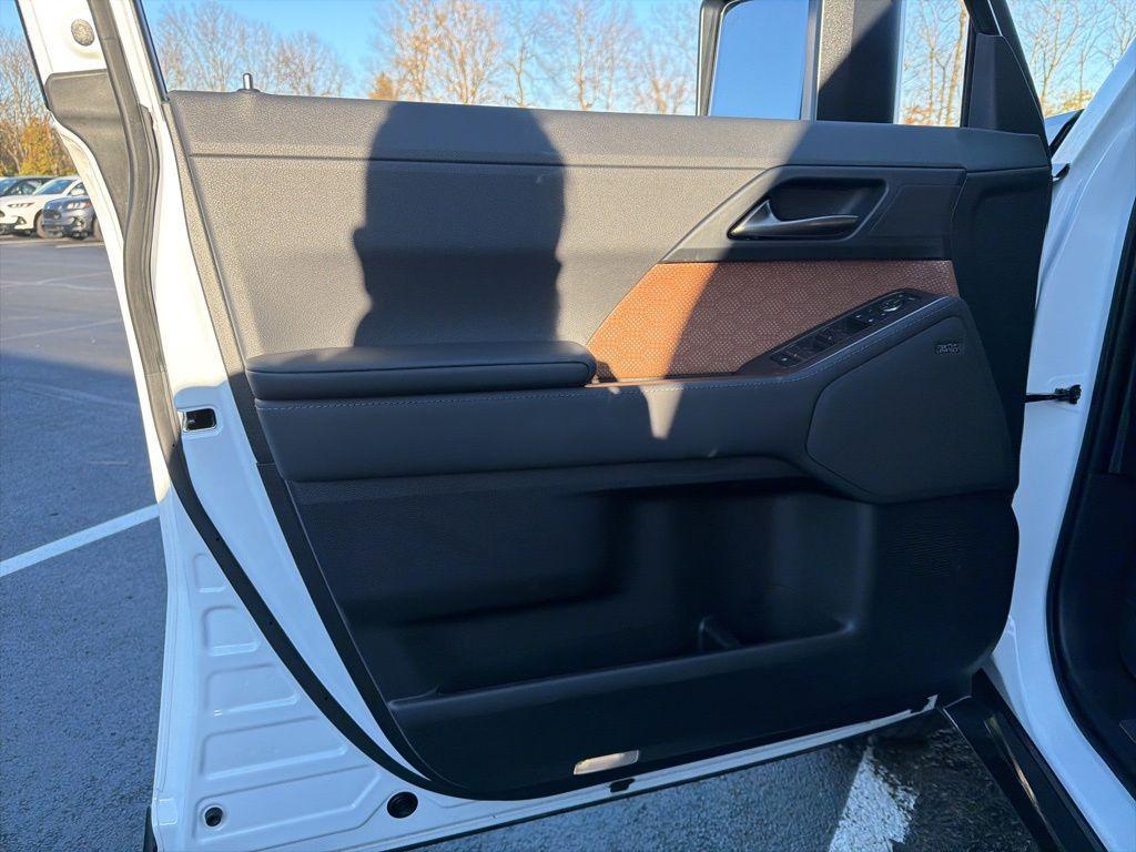 used 2025 Lexus GX 550 car, priced at $92,492