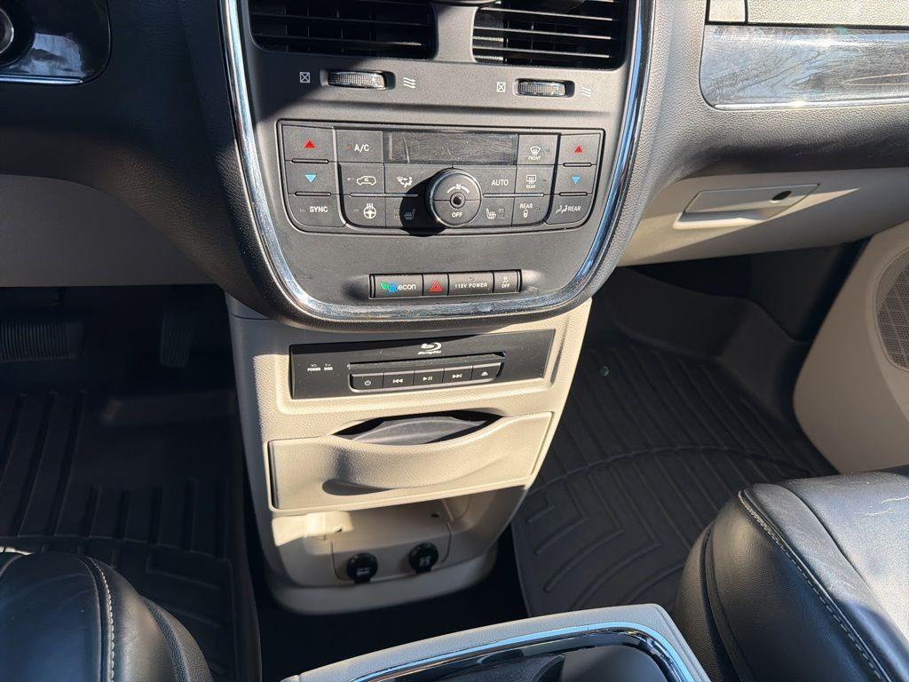 used 2014 Chrysler Town & Country car, priced at $12,492