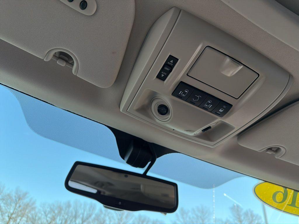 used 2014 Chrysler Town & Country car, priced at $12,492