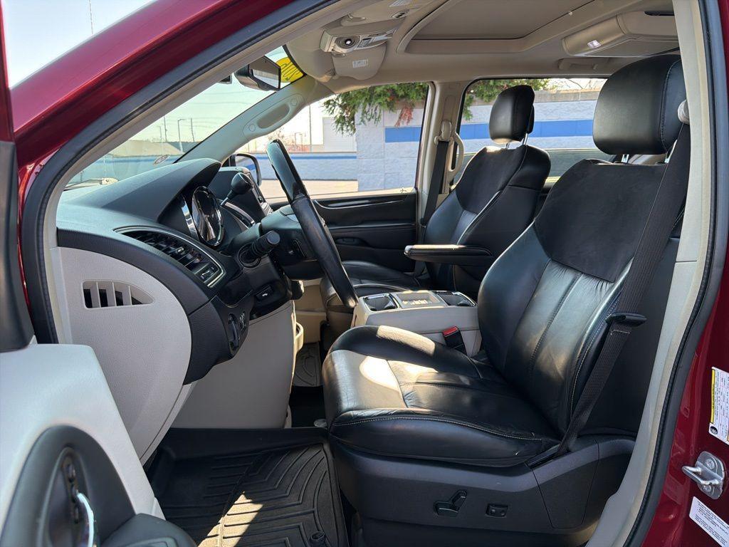 used 2014 Chrysler Town & Country car, priced at $12,492