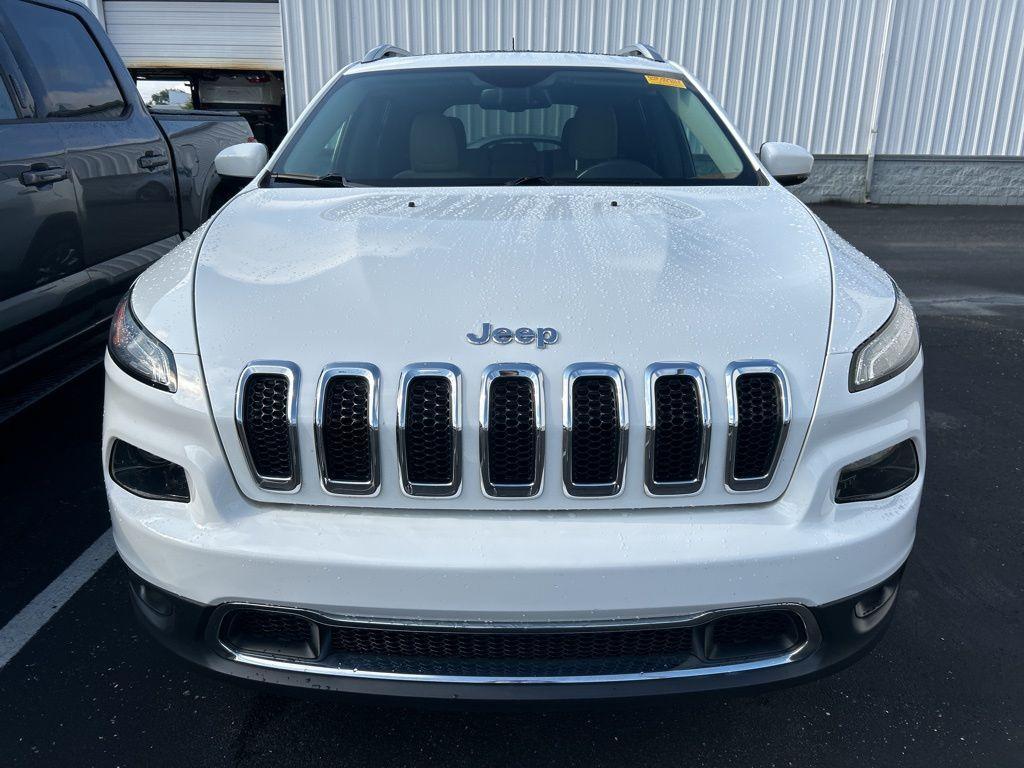 used 2016 Jeep Cherokee car, priced at $13,491