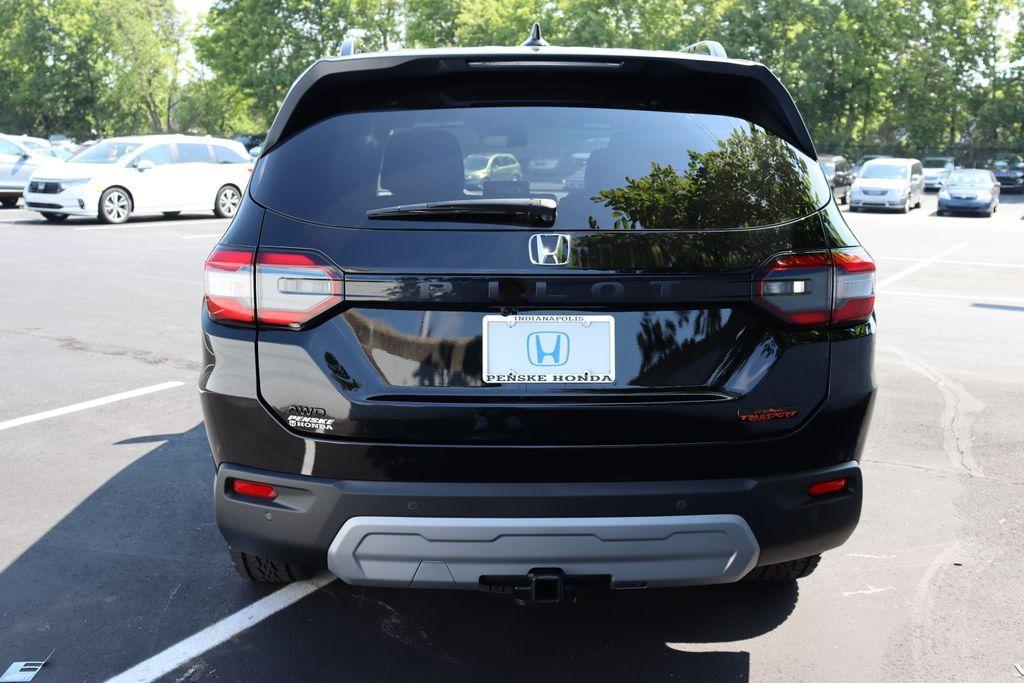 new 2025 Honda Pilot car, priced at $48,850