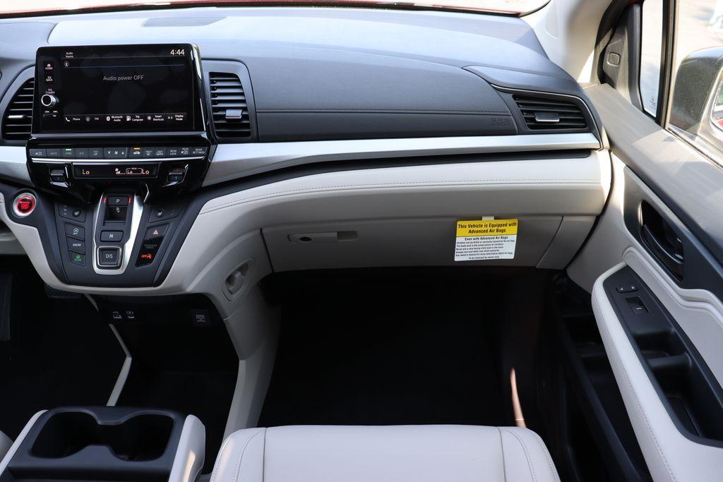 new 2026 Honda Odyssey car, priced at $42,164