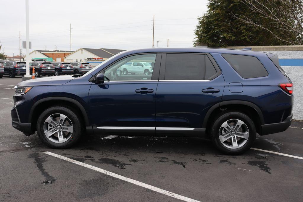 new 2025 Honda Pilot car, priced at $44,995